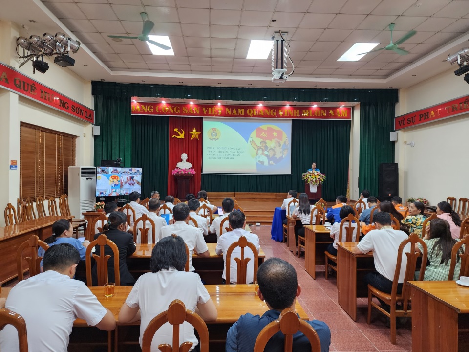 Công đoàn PC Sơn La: Hơn 100 cán bộ công đoàn được tập huấn nghiệp vụ công tác Công đoàn năm 2023